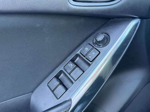 Used 2014 MAZDA MAZDA6 Sport FWD image 24