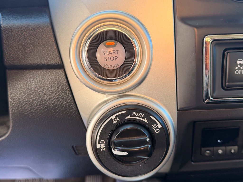 Used 2021 Nissan Titan SV w/ SV Convenience Package AWD/4WD image 28