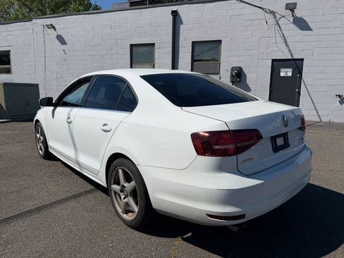 Used 2017 Volkswagen Jetta S FWD image 8