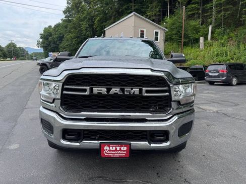 Used 2022 RAM 2500 Tradesman AWD/4WD image 2