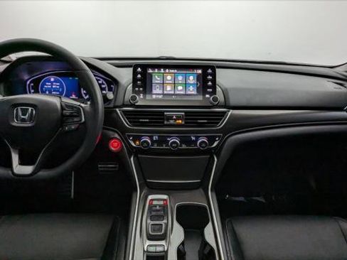 Used 2018 Honda Accord Sport image 26