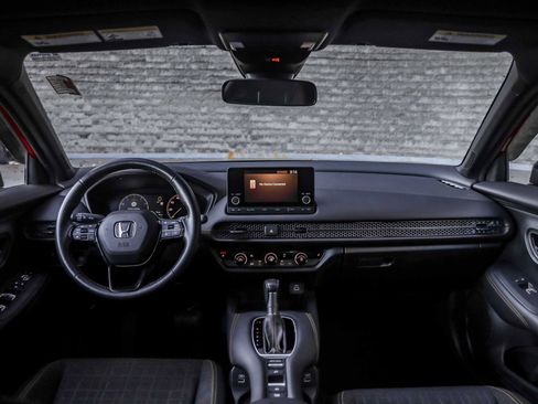 Used 2023 Honda HR-V Sport image 25