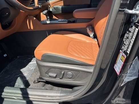 New 2026 Kia Sportage X-Line w/ X-Line Technology Package image 10