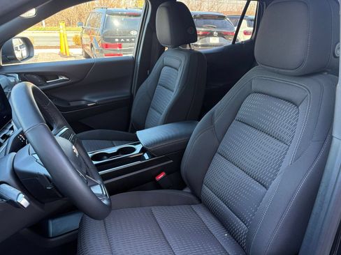 Used 2025 Chevrolet Equinox LT AWD/4WD image 31