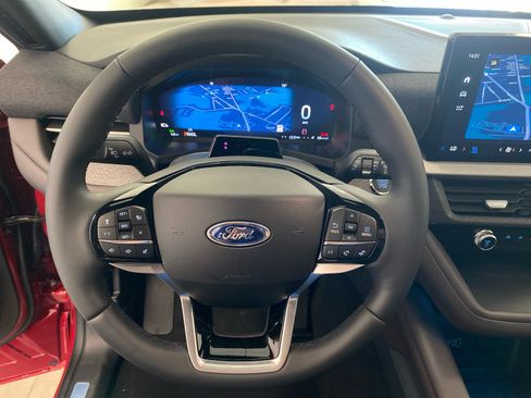 New 2026 Ford Explorer Platinum w/ LUX Leather Package AWD/4WD image 17