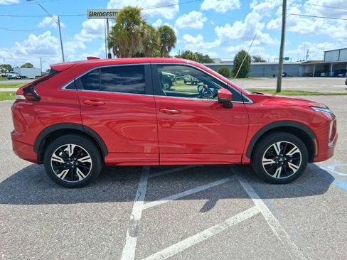 Used 2025 Mitsubishi Eclipse Cross AWD image 2