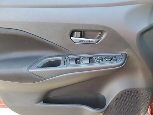 Certified 2021 Nissan Versa SV w/ Trunk Package image 18