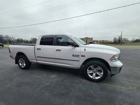 Used 2017 RAM 1500 Big Horn image 3