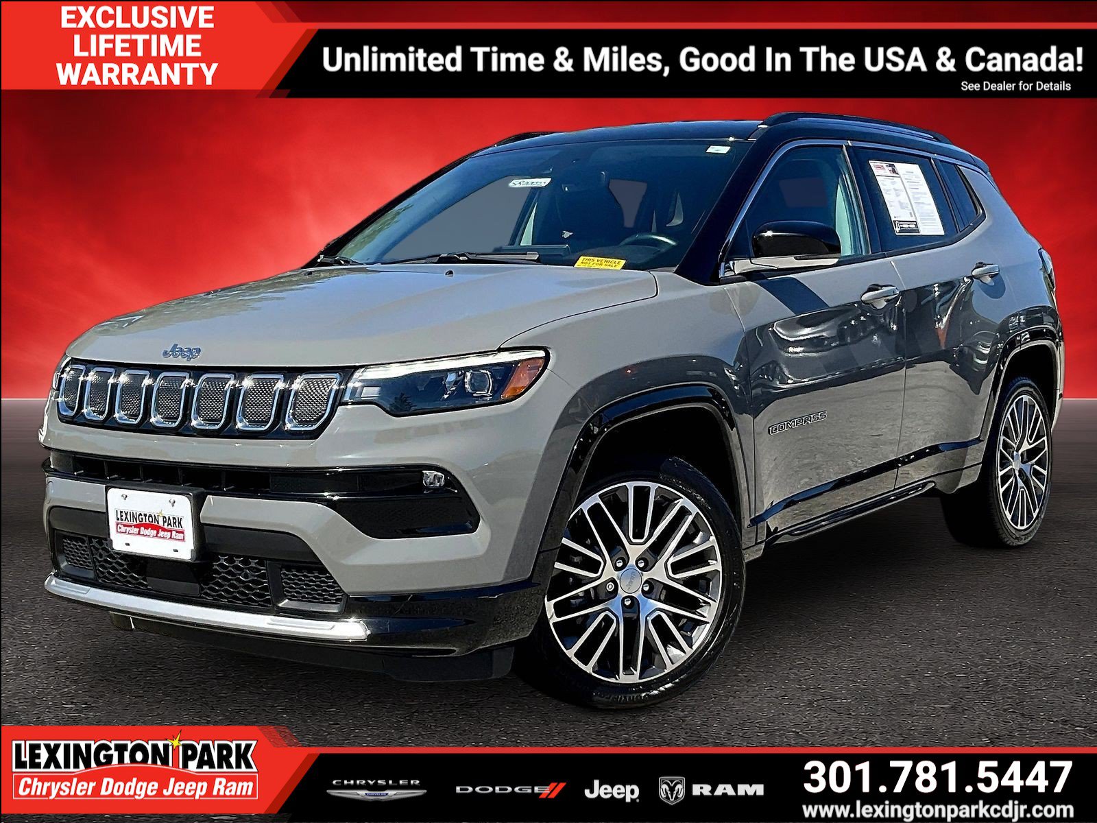 Used 2022 Jeep Compass Limited w/ Elite Group AWD/4WD image 3