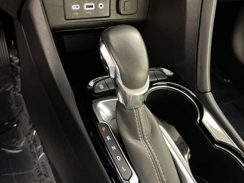 Used 2021 Buick Encore GX Preferred w/ Sport Touring Package image 22