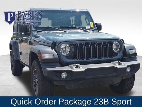 Used 2024 Jeep Wrangler Unlimited Sport AWD/4WD image 1