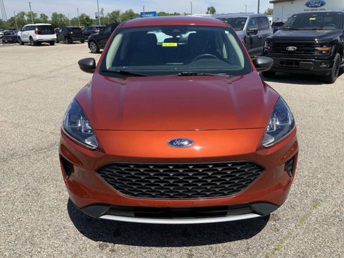Used 2020 Ford Escape S FWD image 3