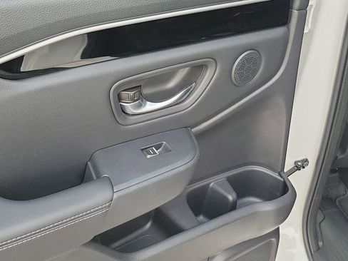 Used 2023 Honda Pilot Touring image 44