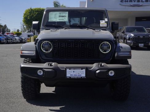 New 2026 Jeep Gladiator Willys image 9