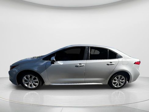 Used 2024 Toyota Corolla LE FWD image 9