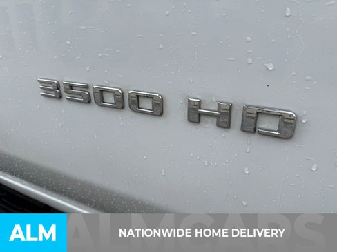 Used 2022 Chevrolet Silverado 3500 LT image 4