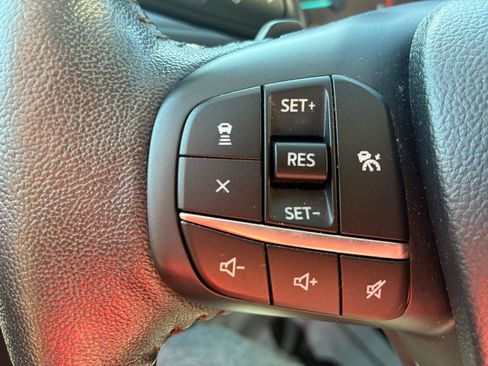 Used 2020 Ford Escape SEL AWD/4WD image 18