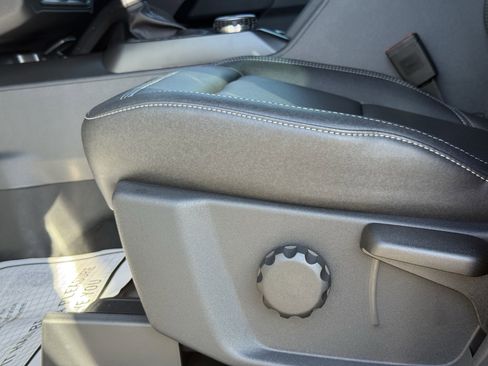 New 2025 Ford Bronco Badlands image 23