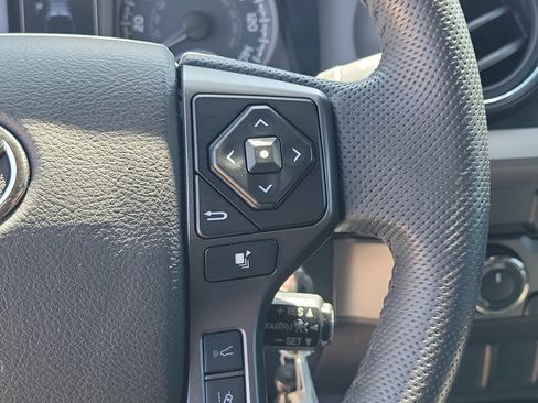 Used 2023 Toyota Tacoma TRD Sport image 23