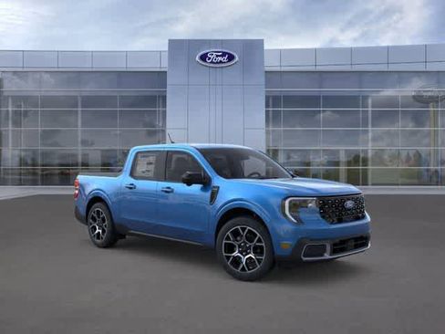 New 2026 Ford Maverick Lariat w/ 4K Tow Package AWD/4WD image 7