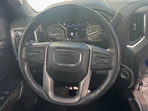 Used 2021 GMC Sierra 3500 Denali w/ Denali Ultimate Package image 17