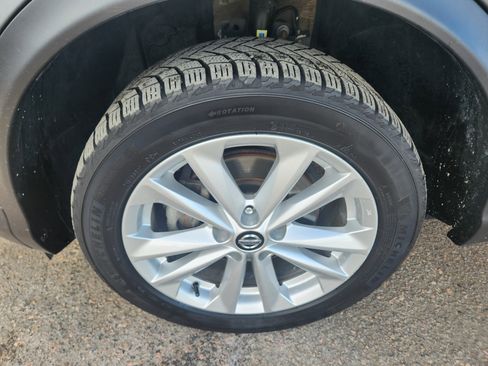 Used 2019 Nissan Rogue Sport SV w/ All-Weather Package image 17