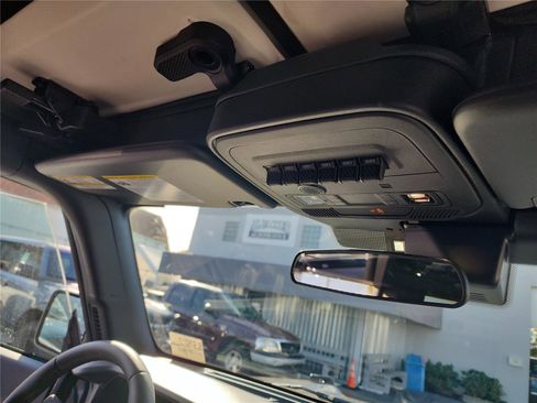 New 2025 Ford Bronco Badlands w/ Sasquatch Package image 32