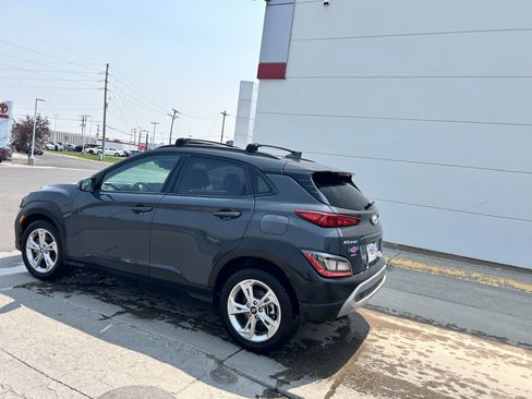 Used 2023 Hyundai Kona SEL w/ Convenience Package AWD/4WD image 3