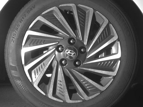Used 2025 Hyundai Sonata SEL FWD image 13
