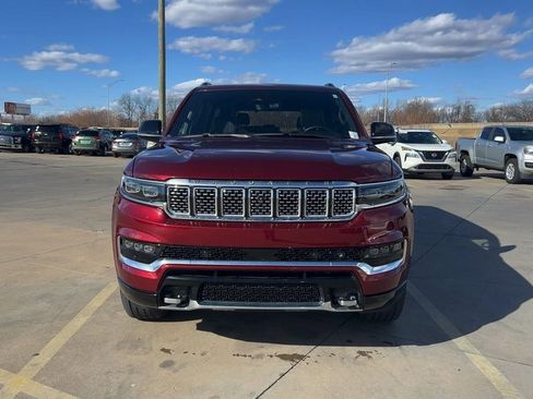 Used 2024 Jeep Grand Wagoneer Series III w/ Rear Seat Video Group 1 image 2