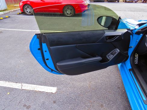 Used 2023 Toyota GR86 Premium image 14