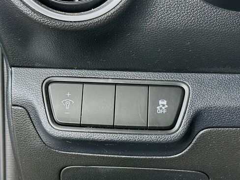 Used 2023 Kia Forte LX image 16