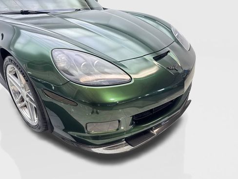 Used 2007 Chevrolet Corvette Z06 w/ Preferred Equipment Group RWD image 17