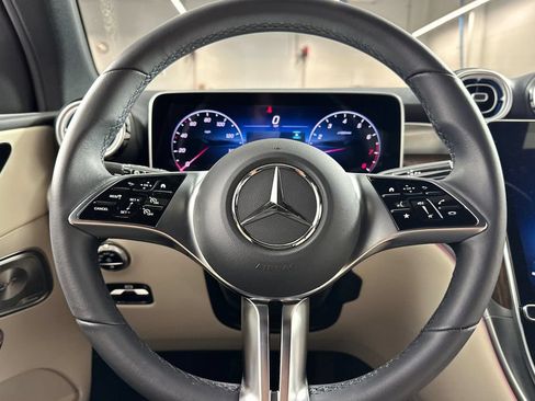 Certified 2025 Mercedes-Benz GLC 300 4MATIC image 29