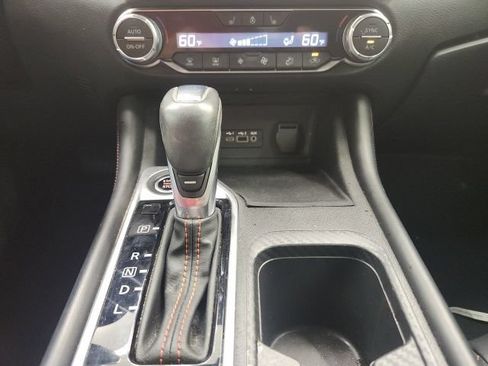 Used 2024 Nissan Sentra SR w/ SR Premium Package FWD image 25