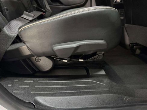 Used 2021 GMC Acadia Denali w/ Denali Technology Package image 57