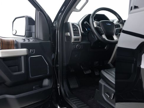 Used 2016 Ford F150 Lariat w/ Equipment Group 502A Luxury image 28