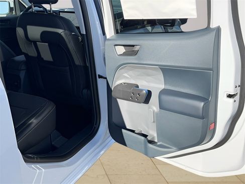 New 2025 Ford Maverick Lobo image 33
