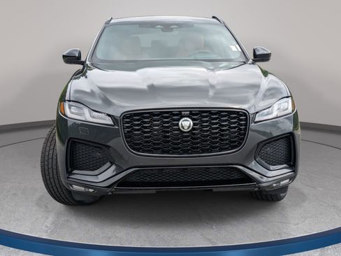 New 2026 Jaguar F-PACE R-Dynamic S image 2
