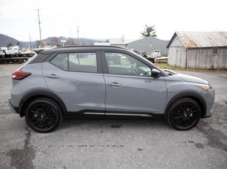 Used 2023 Nissan Kicks SR video 2