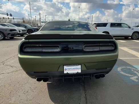 Used 2022 Dodge Challenger R/T w/ Plus Package image 7