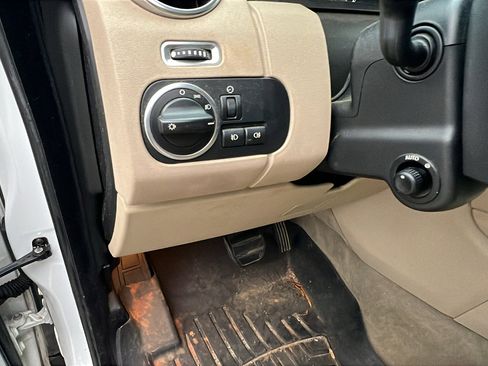 Used 2012 Land Rover LR4 HSE LUX image 27