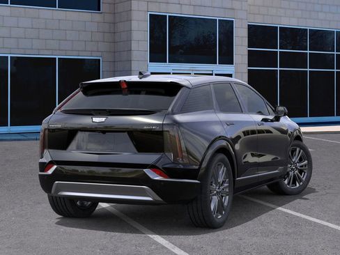 New 2026 Cadillac Optiq Sport 2 image 4