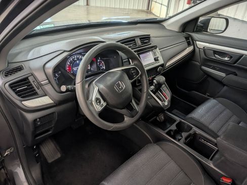 Used 2018 Honda CR-V LX image 3