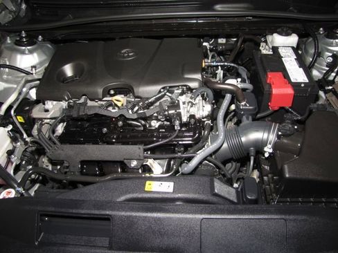 Used 2023 Toyota Camry XLE FWD image 21