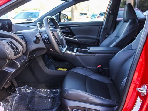 Used 2024 Subaru Solterra Limited w/ Limited Package image 17