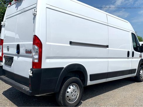 Used 2020 RAM ProMaster 2500 w/ Interior Convenience Group image 5