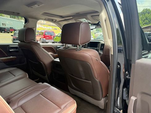 Used 2015 Chevrolet Silverado 1500 High Country w/ High Country Premium Package image 59