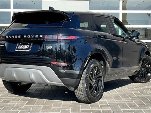 Used 2023 Land Rover Range Rover Evoque S image 13