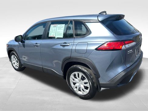 Certified 2025 Toyota Corolla Cross L FWD image 3